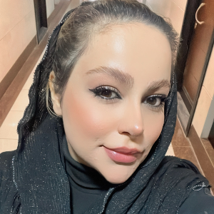 فائزه قبادي